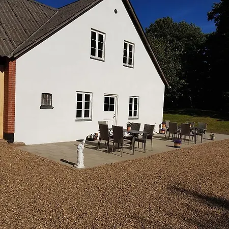 Skovlund Apartment
